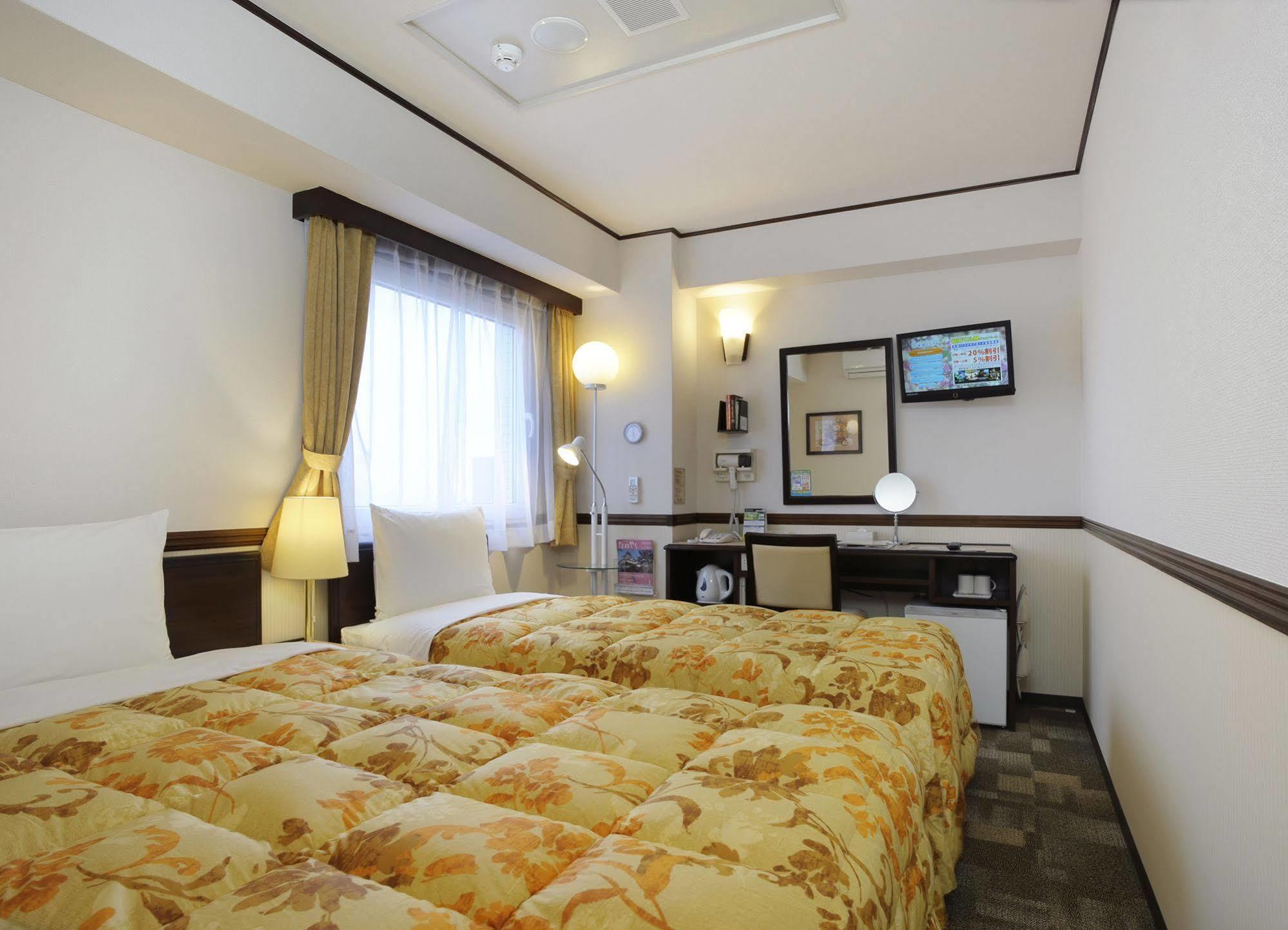 Toyoko Inn Sendai Higashi-Guchi No 2 Exterior photo