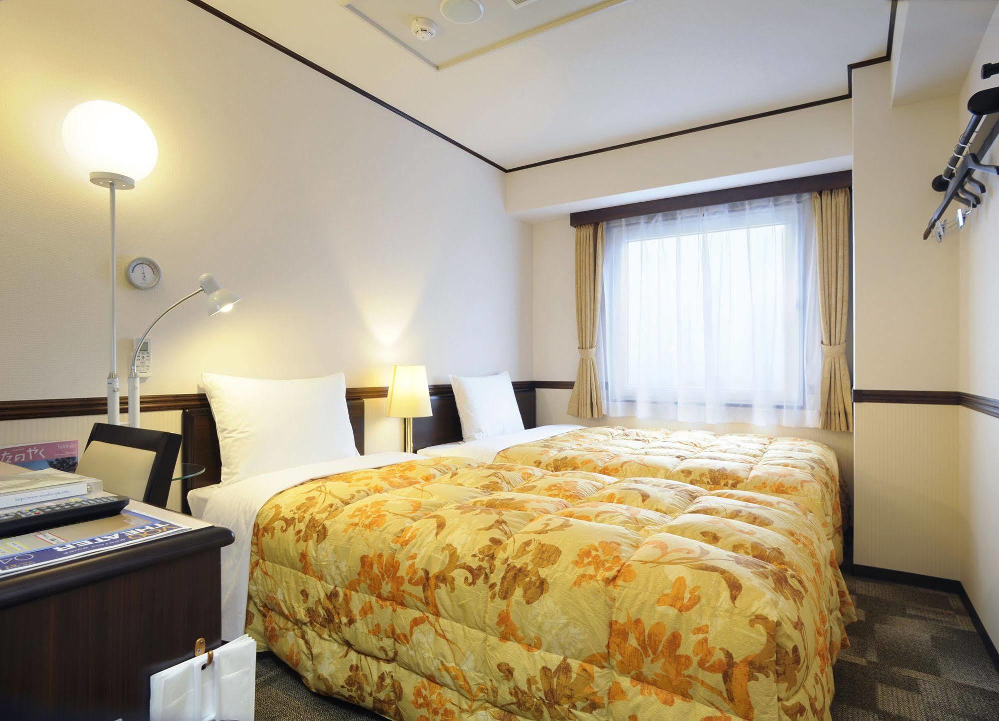 Toyoko Inn Sendai Higashi-Guchi No 2 Exterior photo