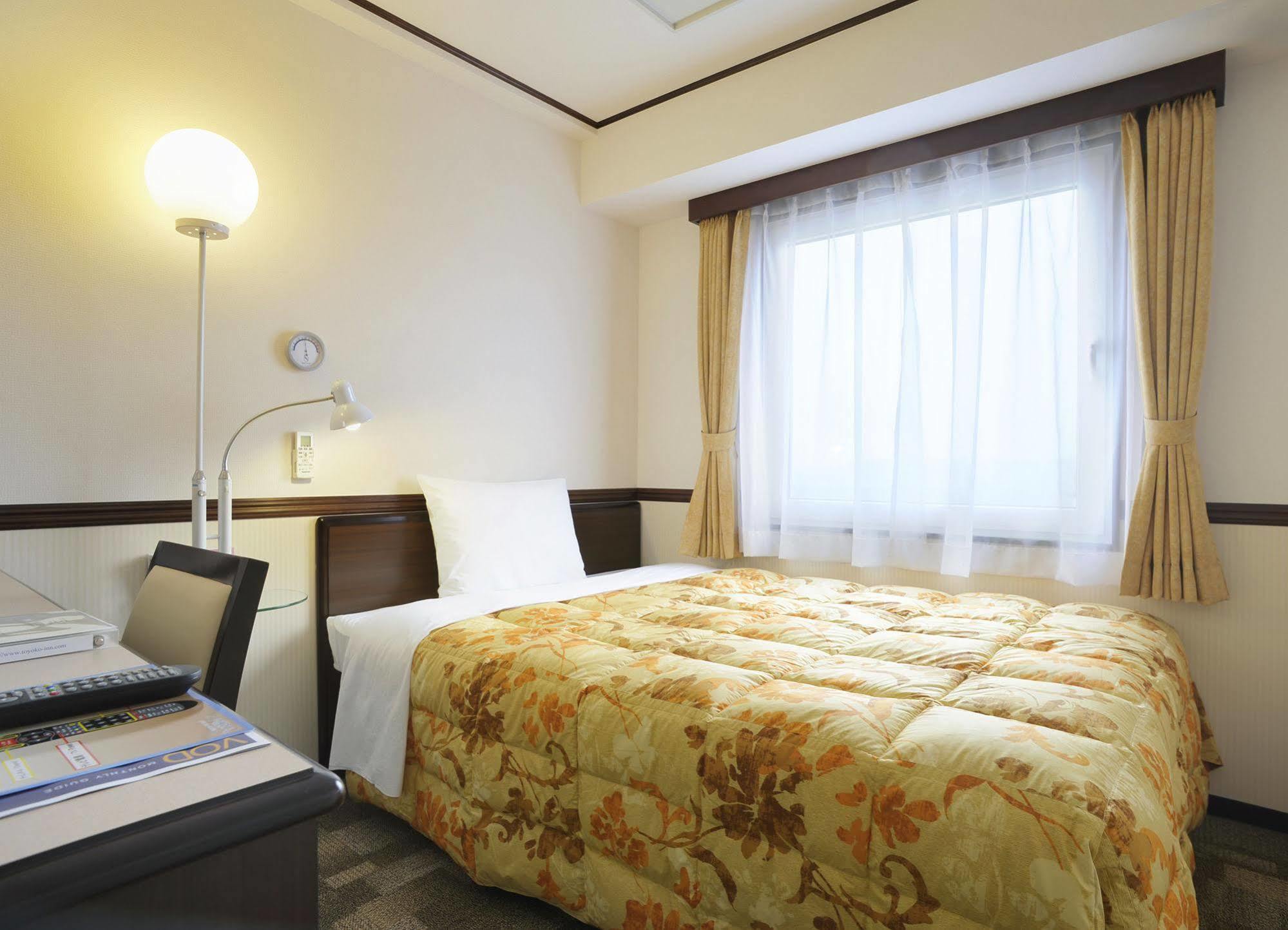 Toyoko Inn Sendai Higashi-Guchi No 2 Exterior photo