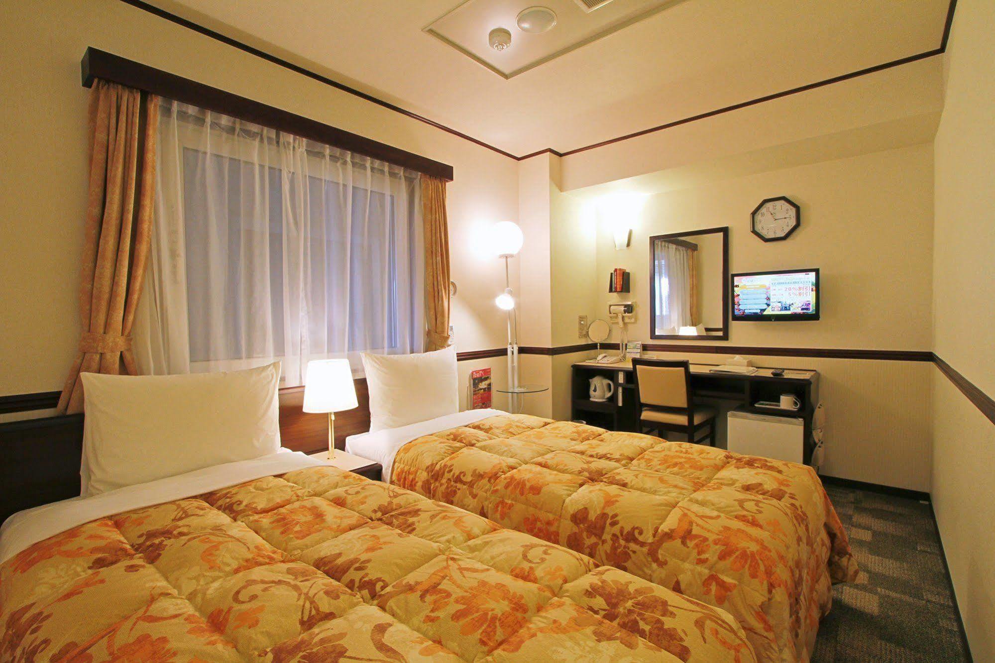 Toyoko Inn Sendai Higashi-Guchi No 2 Exterior photo